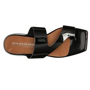Donald Pliner Quin Sandal